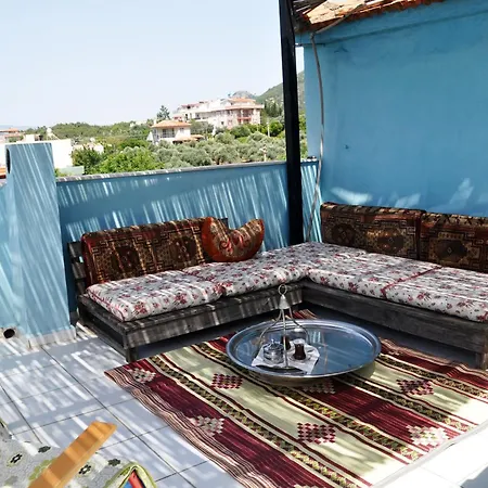 Πανσιόν Domizil Lina Art 3*