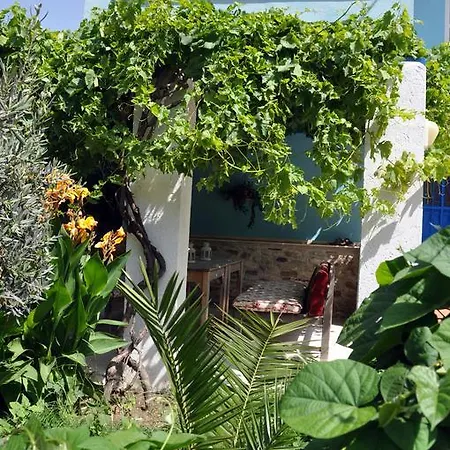 Guest house Domizil Lina Art 3*