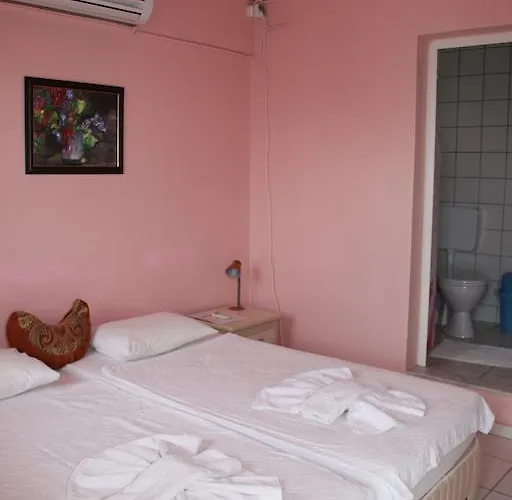 Domizil Lina Art Pensionat Guzelcamlı