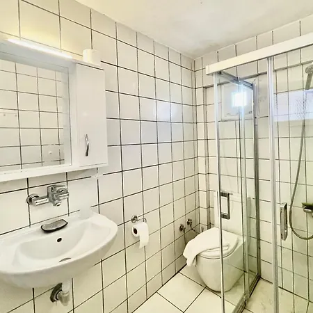 Domizil Lina Art Maison d'hôtes Guzelcamlı